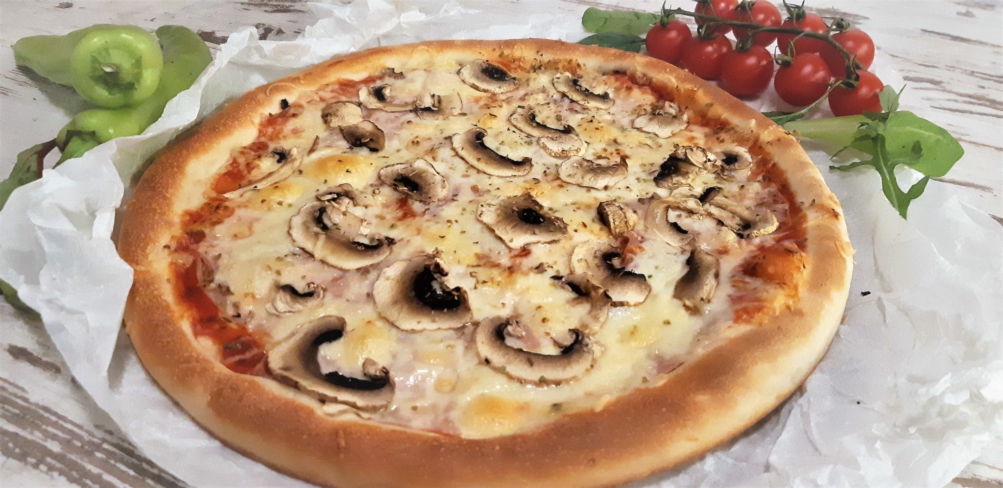 Gombás pizza CSALÁDI - Korona Pizzafaló Étterem Pizzéria